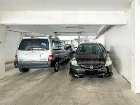 Constitucion al 2900, entre ambrosoni y white