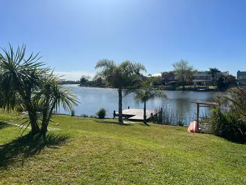 Casa en Venta en San Isidro Labrador, USD 550.000