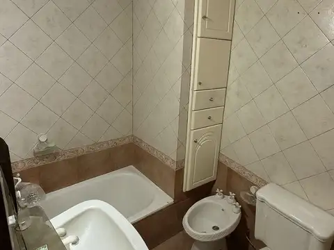 Depto Tipo Casa en Alquiler 65 años