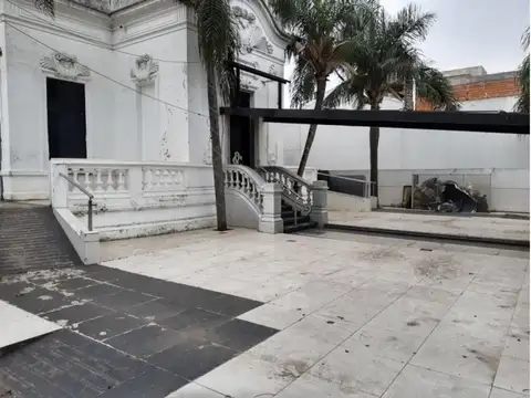 Local en venta (Av. Gaona 300- Villa Sarmiento)