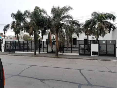 Local en Venta en Morón, USD 950.000
