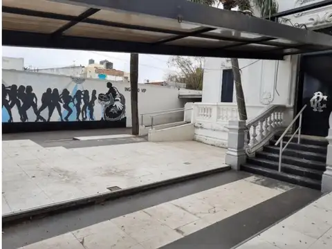 Local en Venta en Moron, USD 950.000