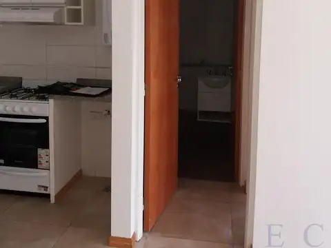 Departamento en Alquiler en Barrio España y Hospitales, $ 400.000