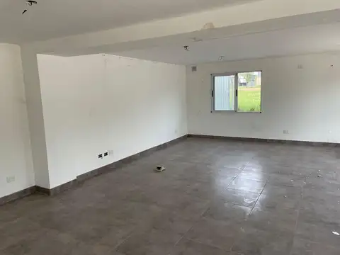 Galpon en Venta 100  mts Fondo