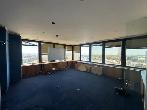 Oficina en Venta con 5 cocheras