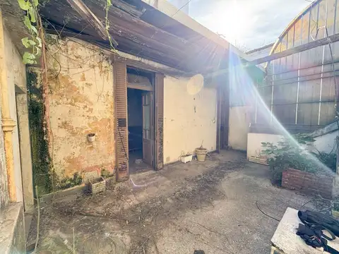 Casa a Demoler en Venta – Barrio Jorge Cura, Rosario