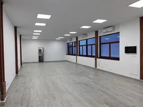 Oficina en Alquiler en Centro, $ 1.500.000