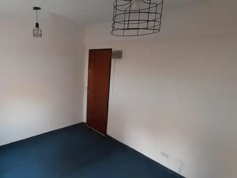 Oficina en Alquiler en Quilmes, $ 320.000