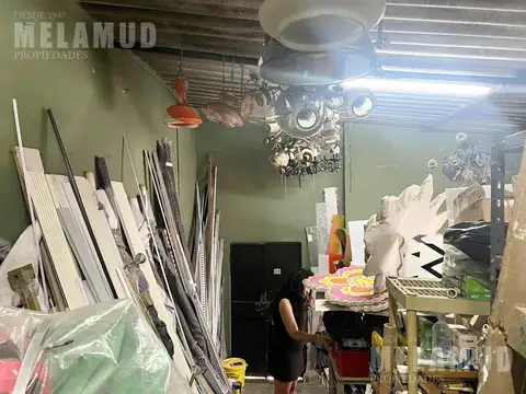 Galpon en Venta 40  mts Fondo