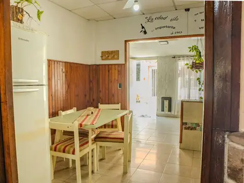 Casa 6 ambientes con 3 baños