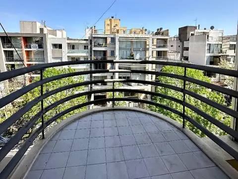 Departamento 5 ambientes con 3 baños