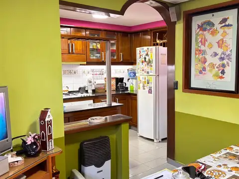 Casa 4 ambientes con 3 baños