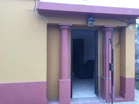 CASA 4 AMBIENTES LOTE PROPIO