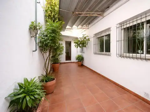 CASA A REFACCIONAR EN VENTA - LA PLATA