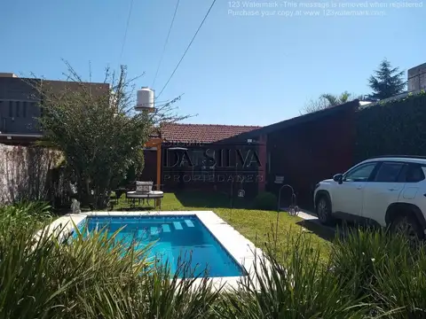 Casa 2 ambientes con 1 baño