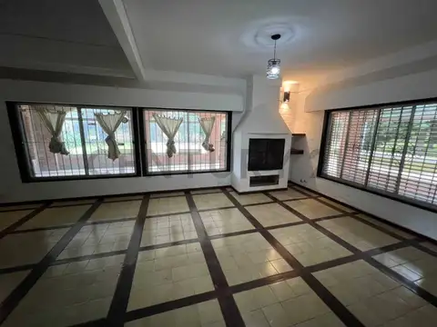 Casa en Alquiler en Ingeniero Maschwitz, USD 1.500