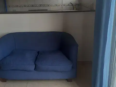 Depto Tipo Casa 2 ambientes con 1 baño