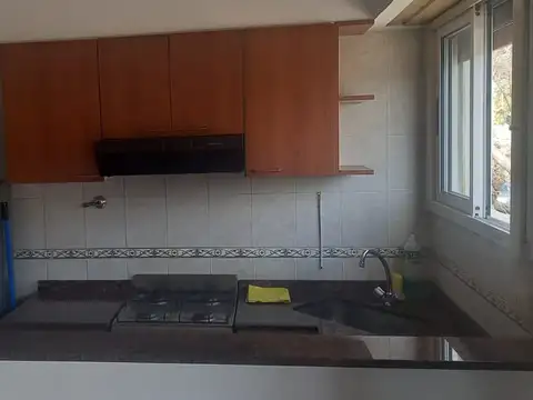Depto Tipo Casa en Alquiler de 2 ambientes