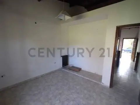 Casa 2 ambientes con 1 baño