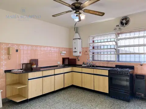 Casa 5 ambientes con 1 baño