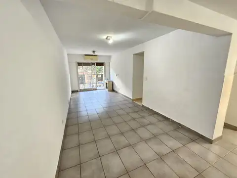 FOREST, AVDA. 1100, Piso 1