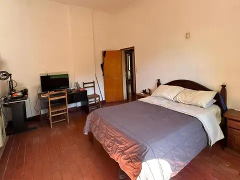 IMPONENTE CASONA + LOCAL + GALPON - VILLA ALLENDE