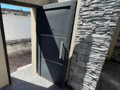 Depto Tipo Casa en Alquiler de 1 dormitorio