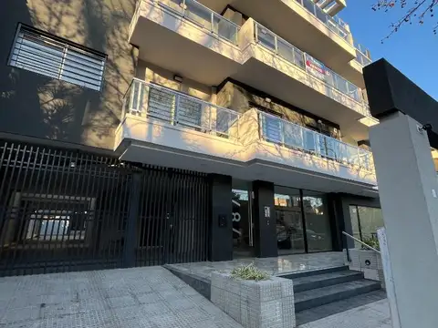 Espora 700, Piso 4°