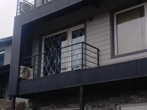 Cerro Centinela 100, Piso 1