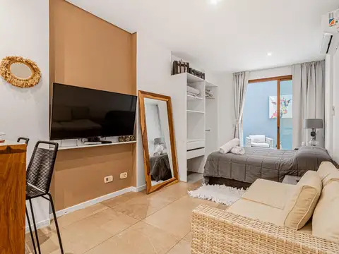 Venta Monoambiente con patio propio y apto profesional en Recoleta