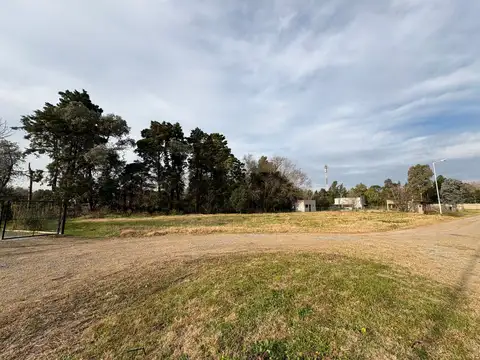 Terreno en Venta 44  mts Frente