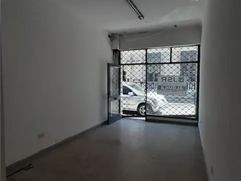 LOCALES - A LA CALLE - CORRIENTES