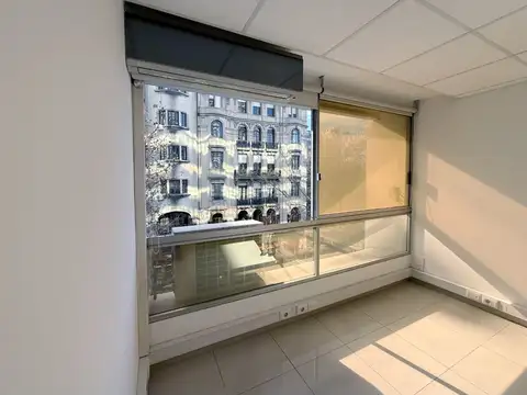 Oficina en Alquiler en Centro , $U 16.000