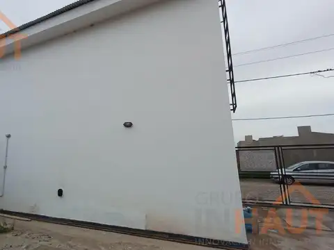 Depto Tipo Casa en Venta con 1