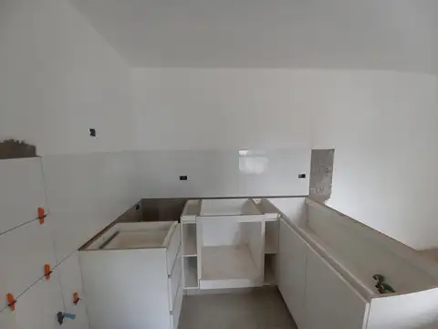 Departamento en Venta en Villa Adelina, USD 89.000