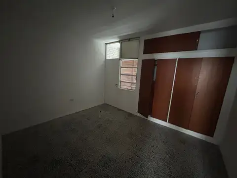 Alquilo PH 3 Dor con Balcon. Laprida 161