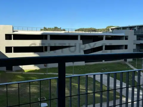 QUINTANA 2100, Piso 2