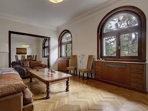 Departamento 4 ambientes Semipiso Luminoso Impecable Reciclado al frente con vista en Palermo Chico
