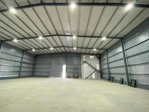 Edificio Industrial en Venta en Abasto [Cod: 589]