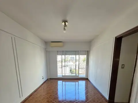 Núñez Departamento 4 Ambientes Al Frente.  (x Dueña Directo)
