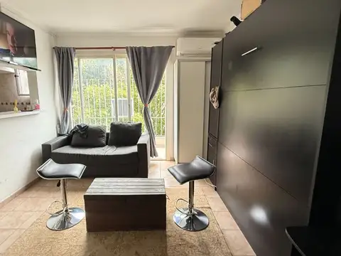 VENTA Monoambiente AMOBLADO con Balcon