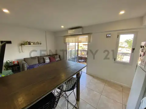 Departamento 3 ambientes con 2 baños