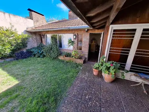 Casa en Venta en Quilmes, USD 184.000