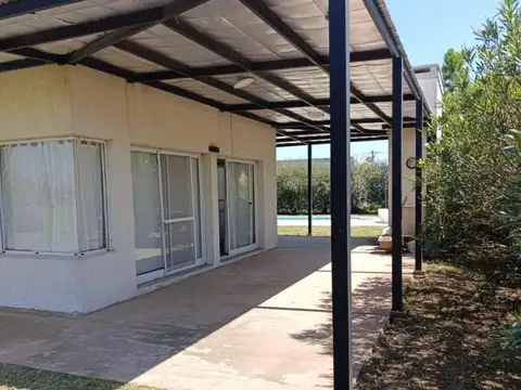 Casa en Venta en Oliveros, USD 135.000