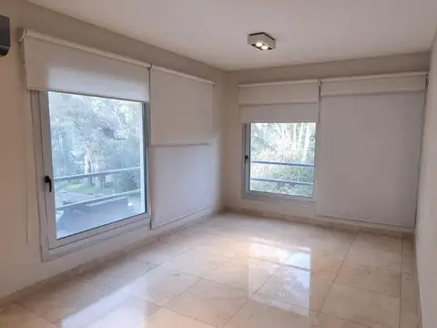 Departamento en Venta con 2 cocheras