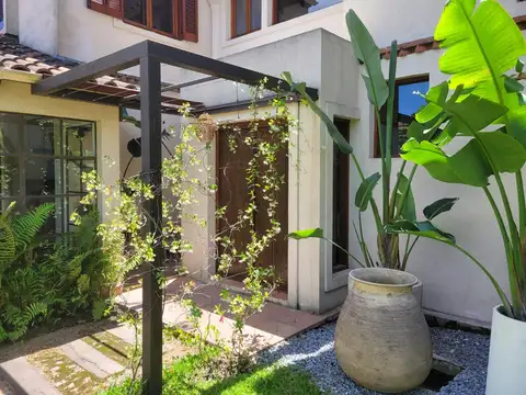 Casa en Alquiler de 4 dormitorios