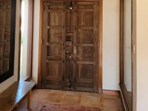 Casa en Alquiler al Este