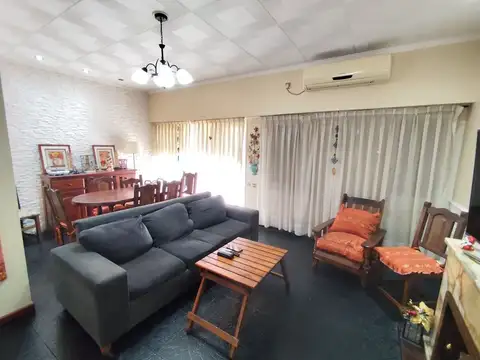 Depto Tipo Casa en Venta 45 años