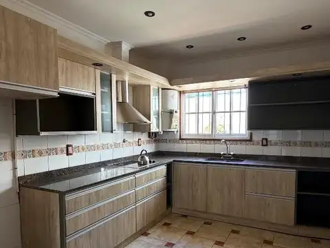 ph 3 amb. en planta baja zona Aldrey