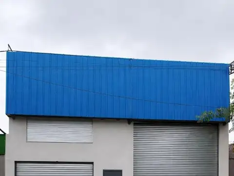 Galpon en Venta 10  mts Frente